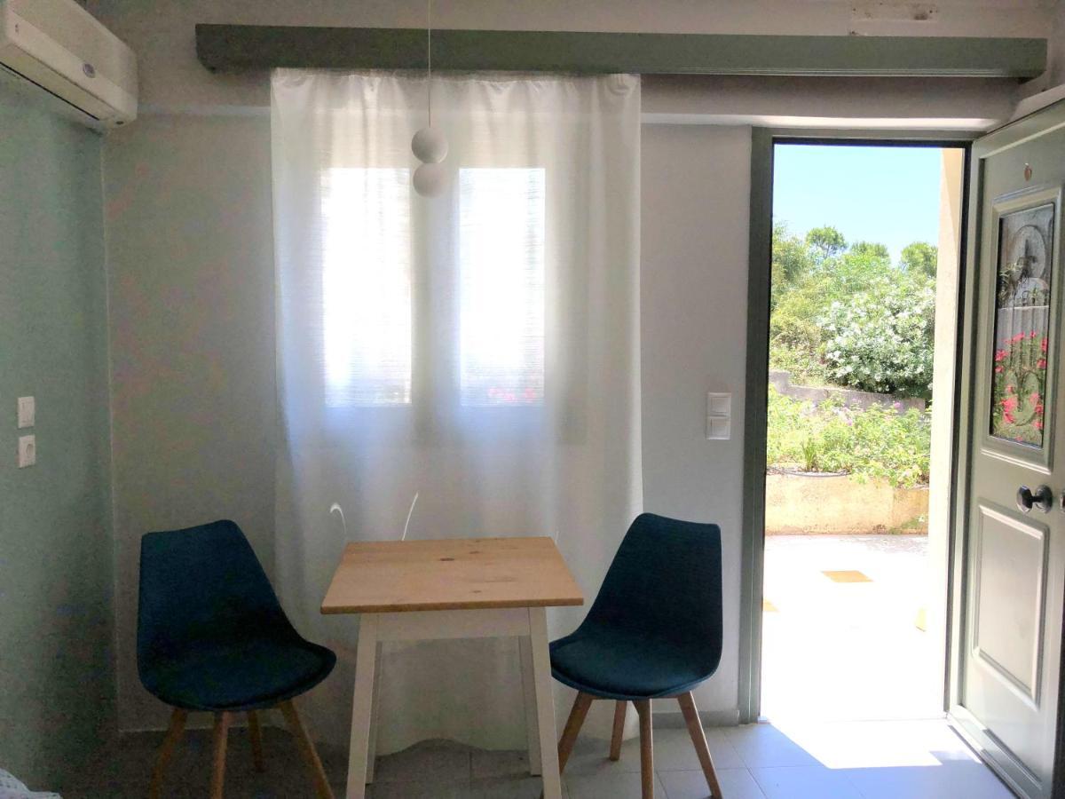 Despina Studios And Apartments 라시 외부 사진