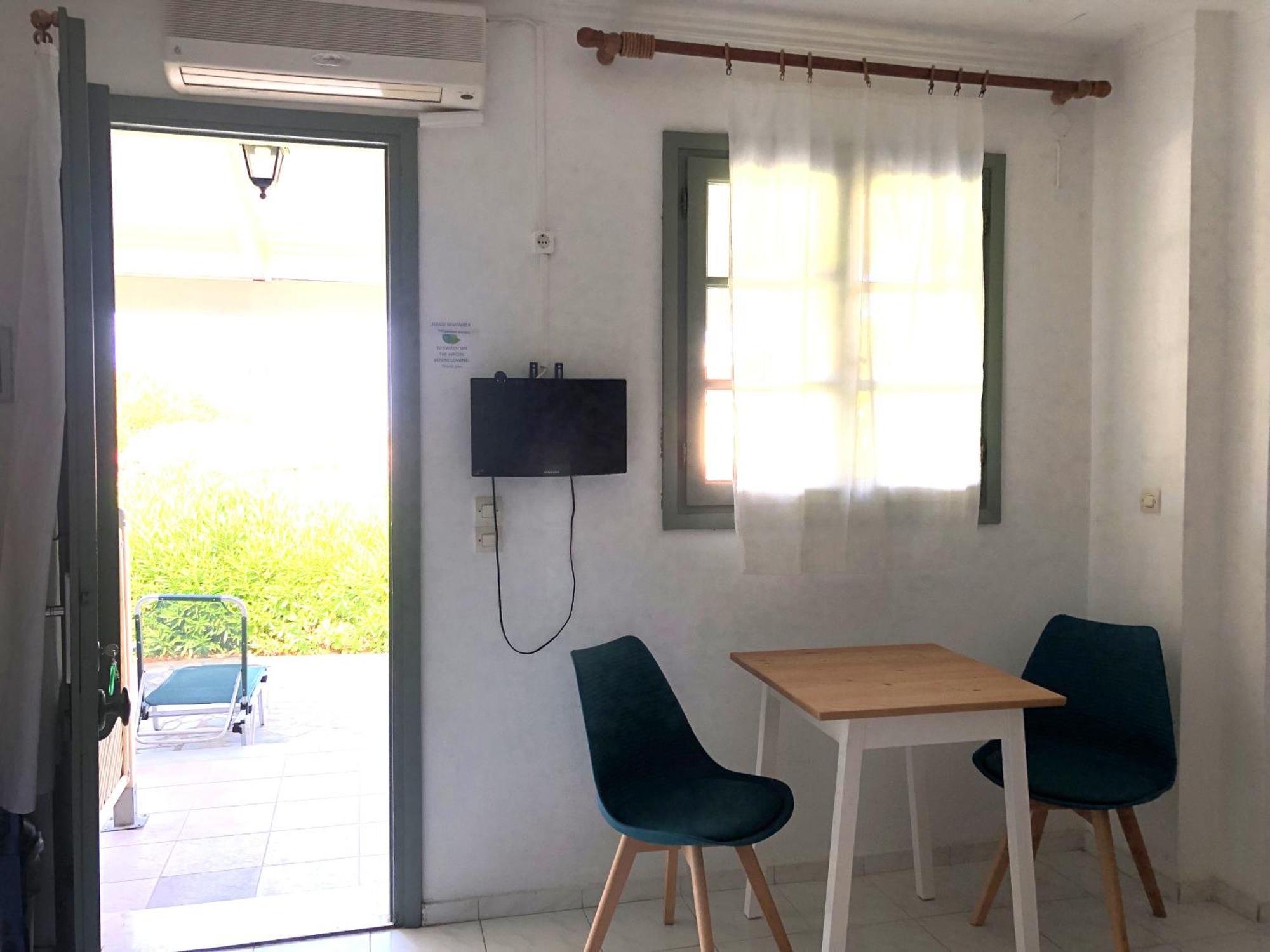 Despina Studios And Apartments 라시 외부 사진